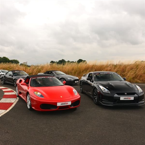 Supercar Blast Around Track Supercar Blast Around Track